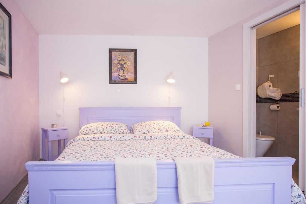 Holiday Home Smokovec Vrbnik Dış mekan fotoğraf